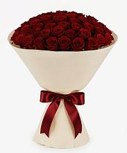 Букет 101 Бордовая роза Блэк Бакарра в Озерске