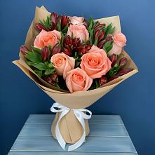 Букет цветов из:  Розы и Альстромерии в Озерске
