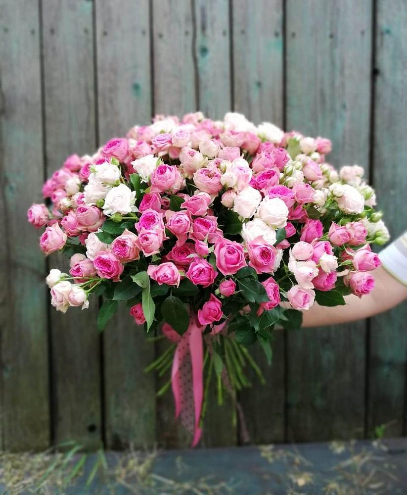 Букет Розовые кустовые розы Натали и Лав Лидия в Озерске